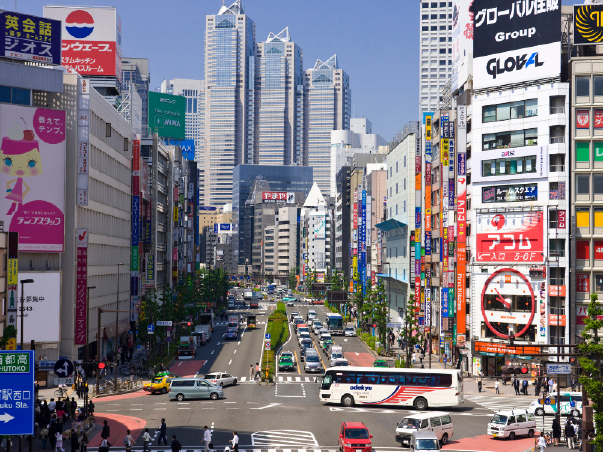 6新宿街頭